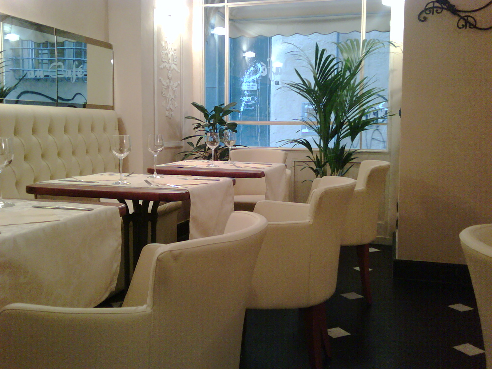 Au Café